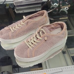 Womens 10 Hey Dude Women's Karina Sherpa shoes in Tuscany Pink. 